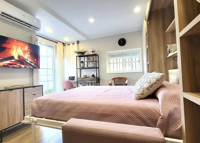 아파트 New! Cozy For Couples With Private Patio *