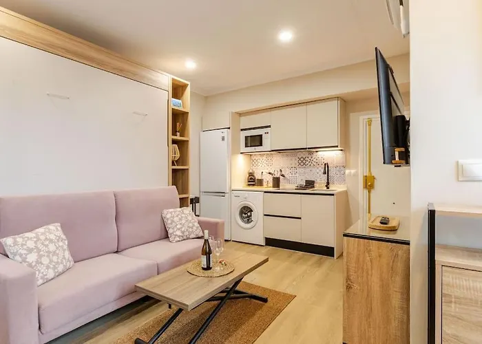 아파트 New! Cozy For Couples With Private Patio *