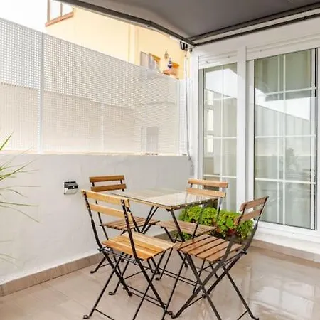 公寓 New! Cozy For Couples With Private Patio