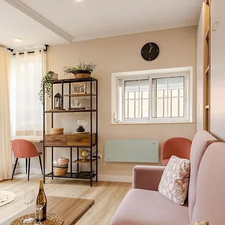 New! Cozy For Couples With Private Patio 公寓