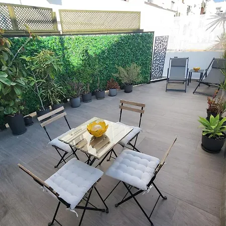 New! Cozy For Couples With Private Patio 公寓